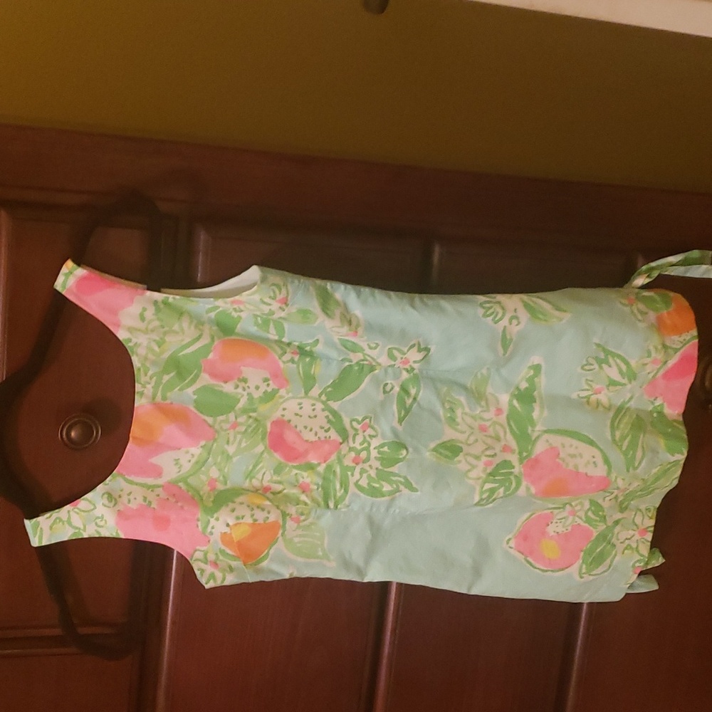 Girls dress
